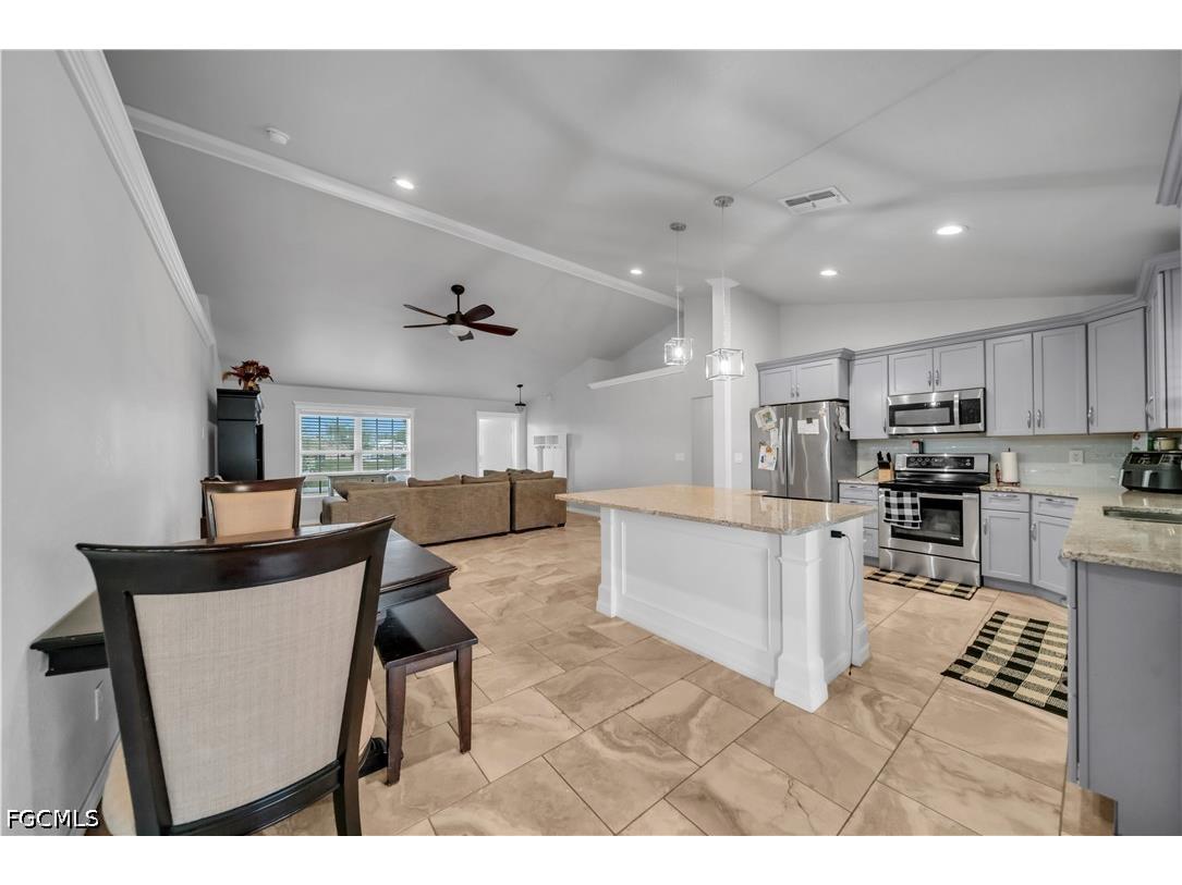 1826 NE 17th Place Cape Coral FL 33909 2026013947 image13