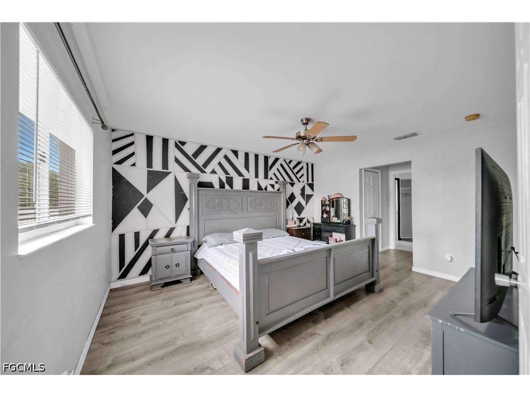 1826 NE 17th Place Cape Coral FL 33909 2026013947 image24