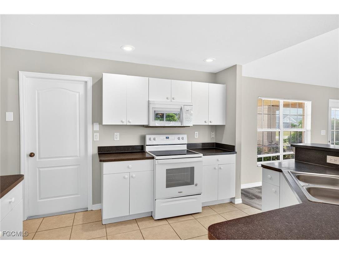 1826 NE 18th Avenue Cape Coral FL 33909 2025008851 image13