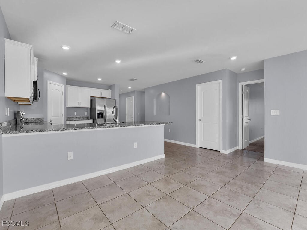 1826 NW 7th Place Cape Coral FL 33993 2025013843 image8