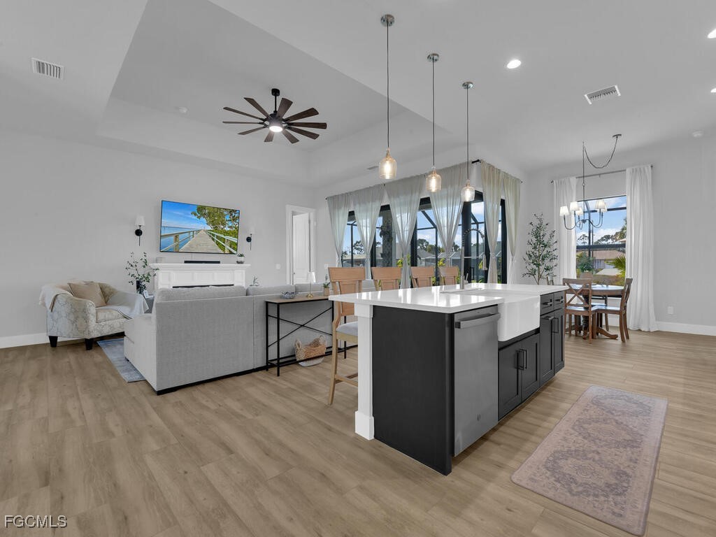 1826 SW 17th Avenue Cape Coral FL 33991 2026005912 image3