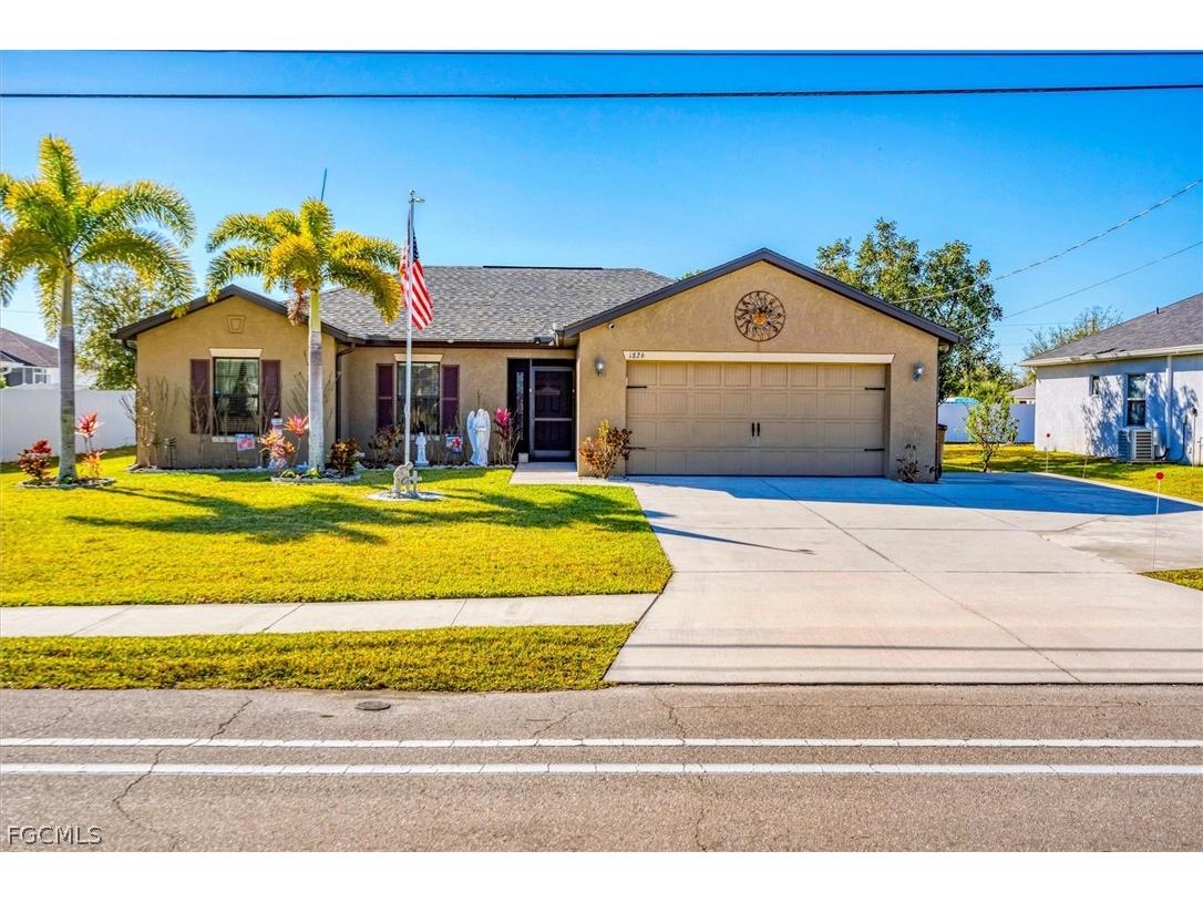 1826 SW Trafalgar Parkway Cape Coral FL 33991 2026005789 image1