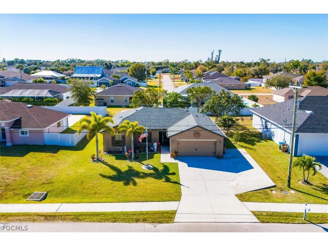 1826 SW Trafalgar Parkway Cape Coral FL 33991 2026005789 image2