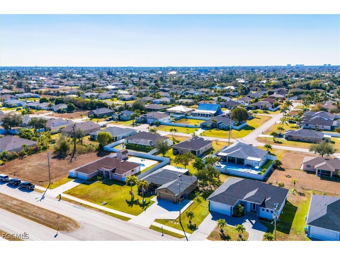 1826 SW Trafalgar Parkway Cape Coral FL 33991 2026005789 image3