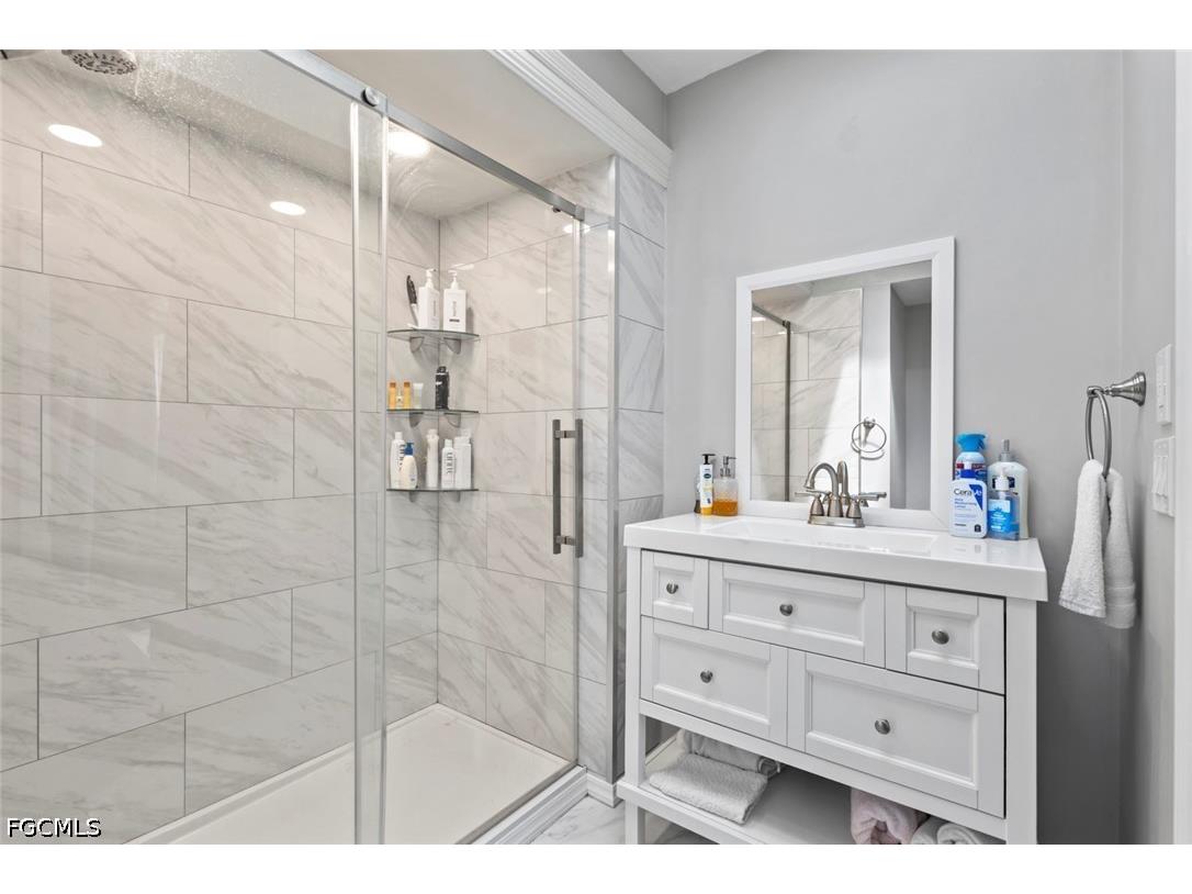 18260 Deep Passage Lane Fort Myers Beach FL 33931 2026016415 image28