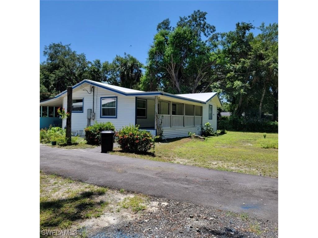 1827 Atlantic Avenue North Fort Myers FL 33903 222048860 image1