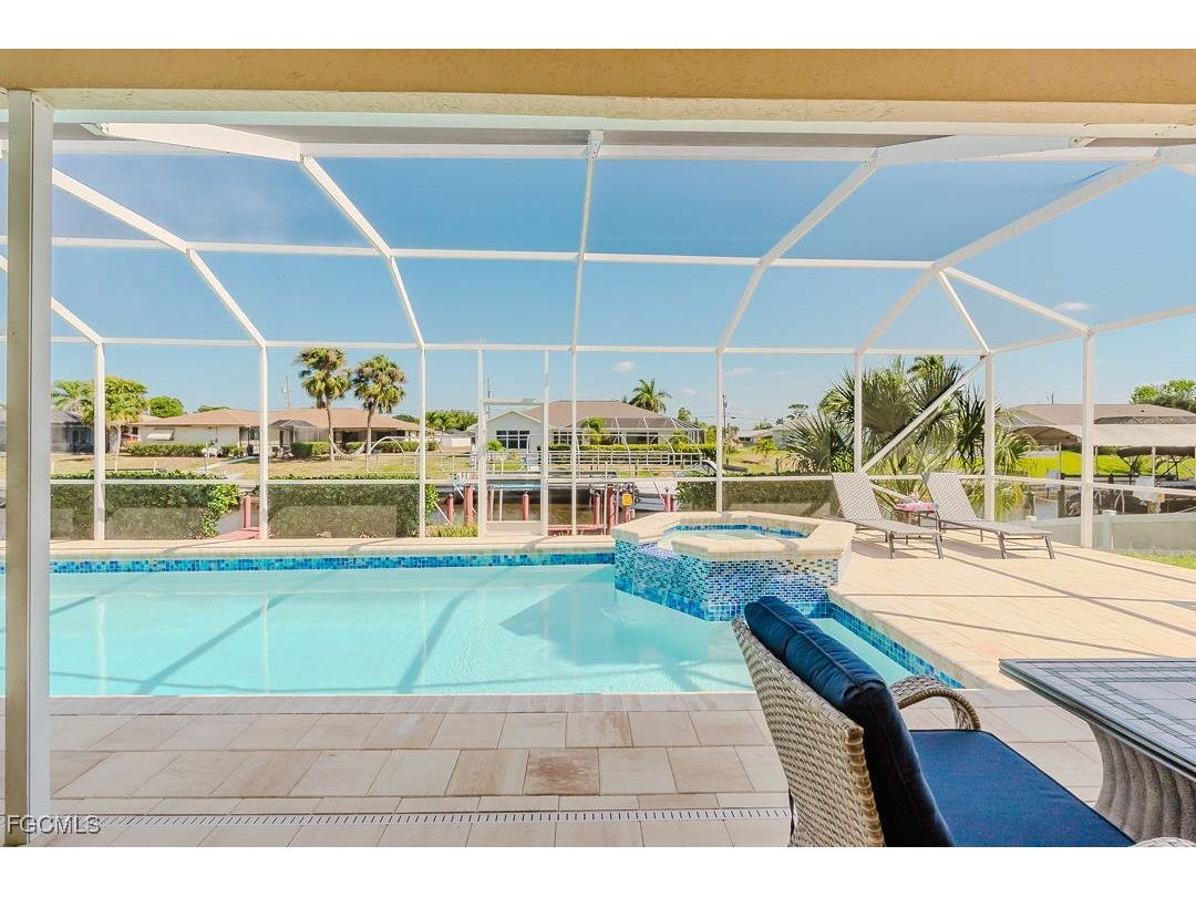 1827 SE 12th Street Cape Coral FL 33990 2025010232 image14