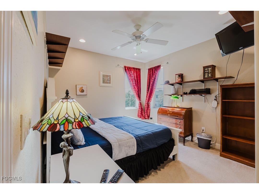 1827 SE 12th Street Cape Coral FL 33990 2025010232 image23