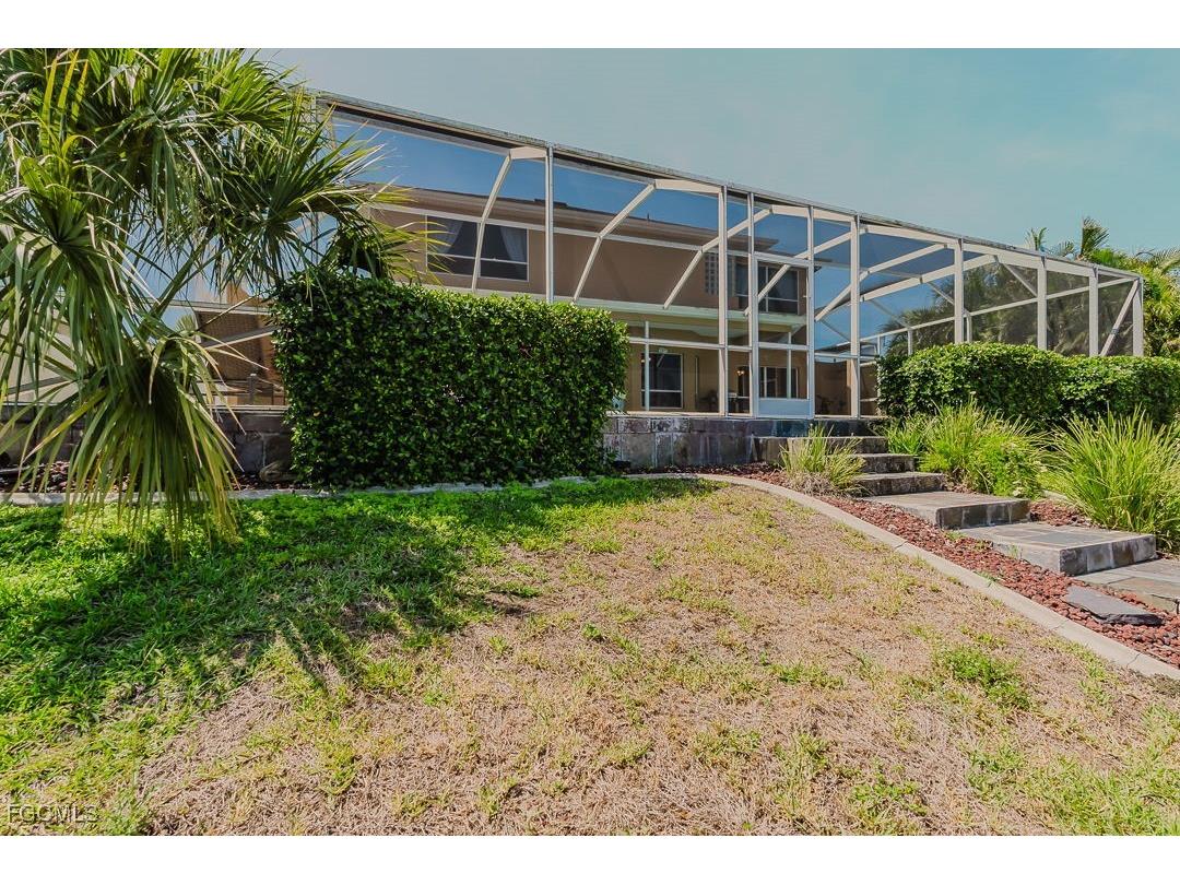 1827 SE 12th Street Cape Coral FL 33990 2025010232 image27
