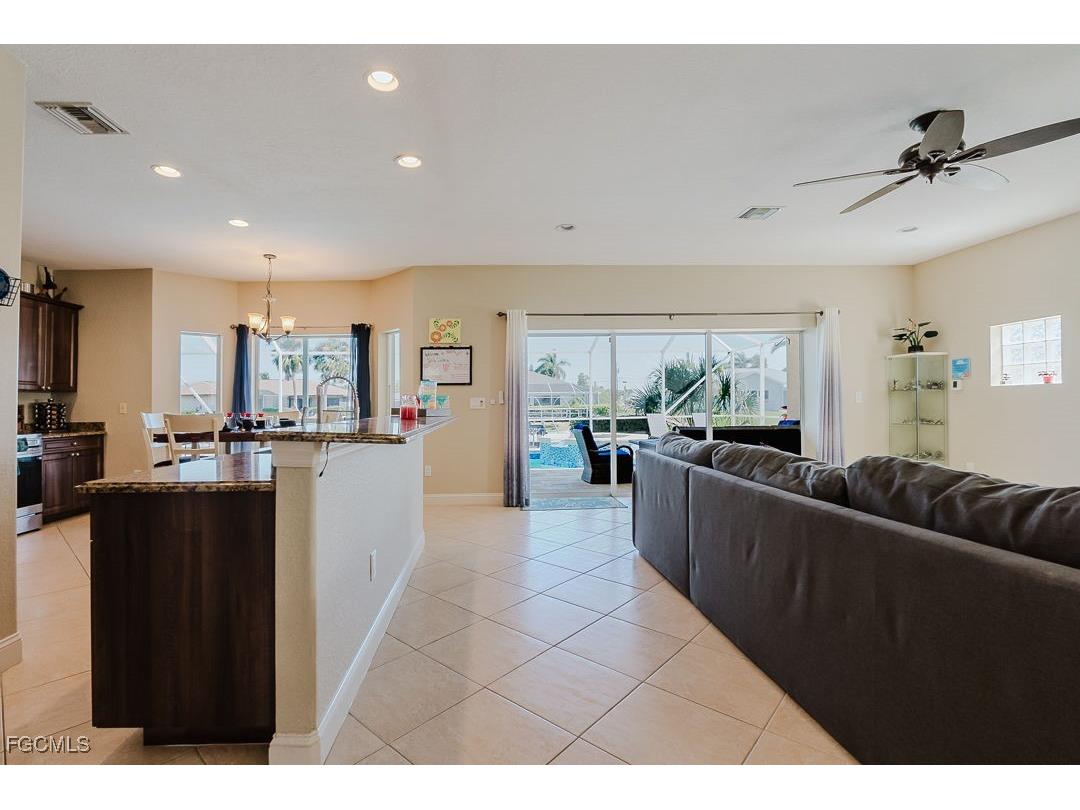 1827 SE 12th Street Cape Coral FL 33990 2025010232 image5