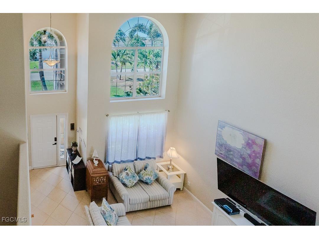 1827 SE 12th Street Cape Coral FL 33990 2025010232 image9