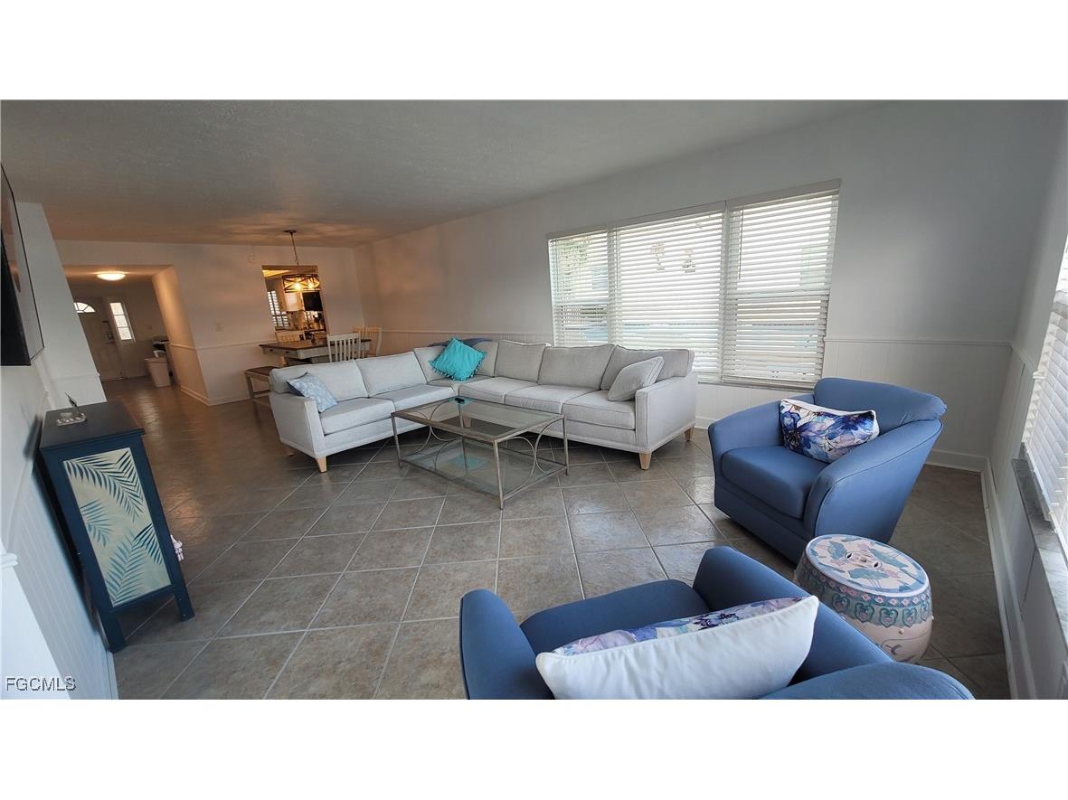 1827 SE 41st Street #1D Cape Coral FL 33904 2025014594 image12
