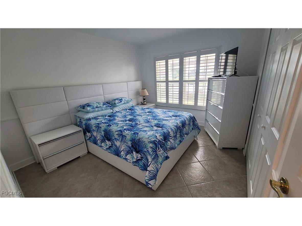 1827 SE 41st Street #1D Cape Coral FL 33904 2025014594 image18