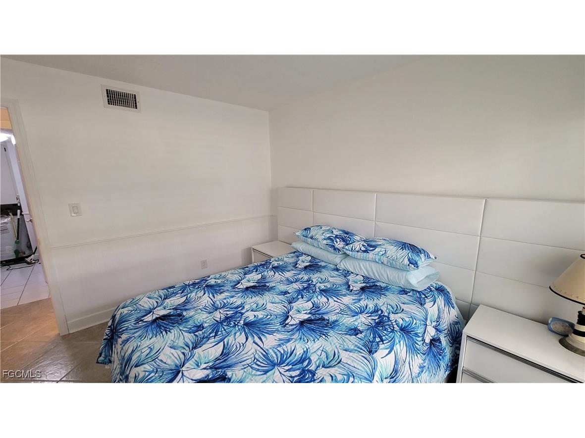 1827 SE 41st Street #1D Cape Coral FL 33904 2025014594 image21