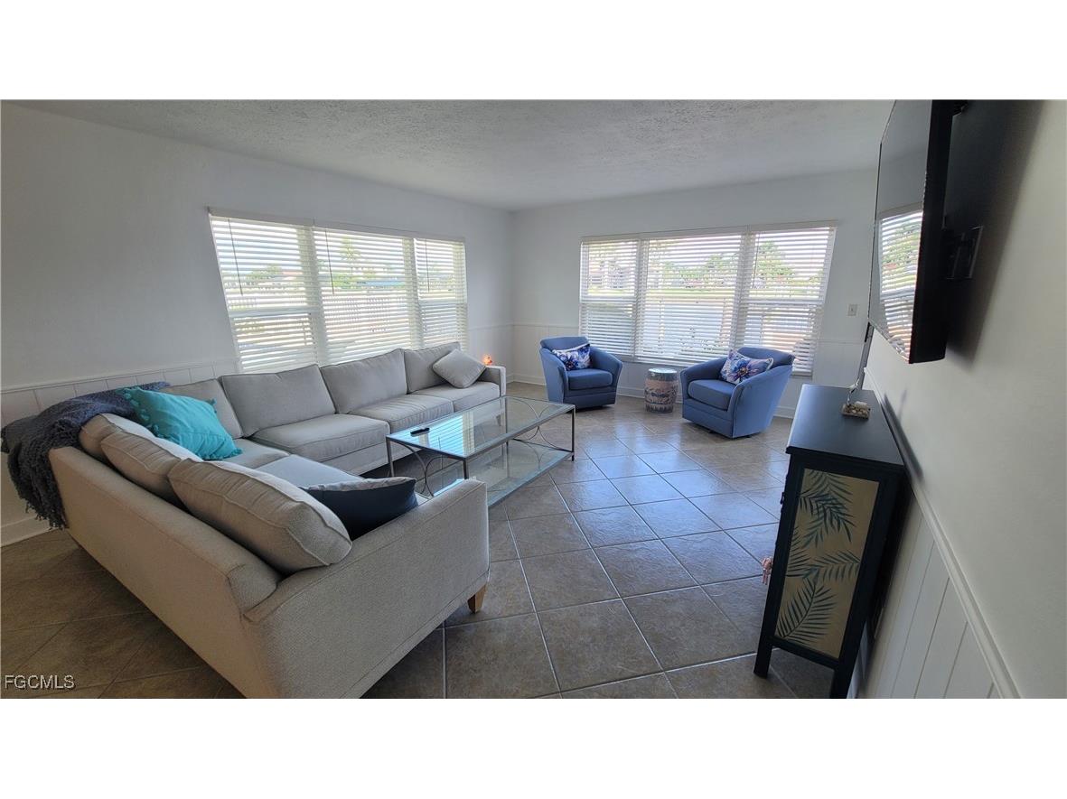 1827 SE 41st Street #1D Cape Coral FL 33904 2025014594 image9