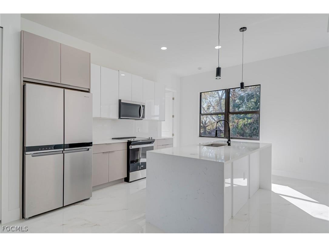 1827 Tomaso Avenue Lehigh Acres FL 33972 2026009574 image10