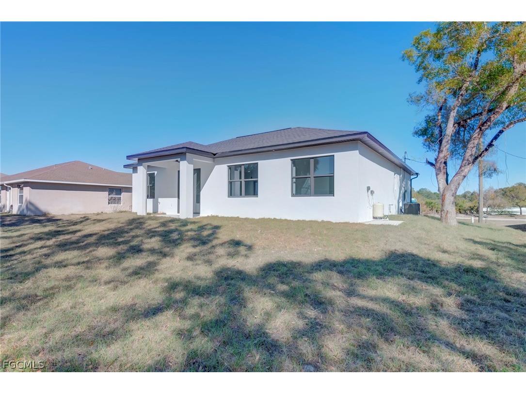 1827 Tomaso Avenue Lehigh Acres FL 33972 2026009574 image26