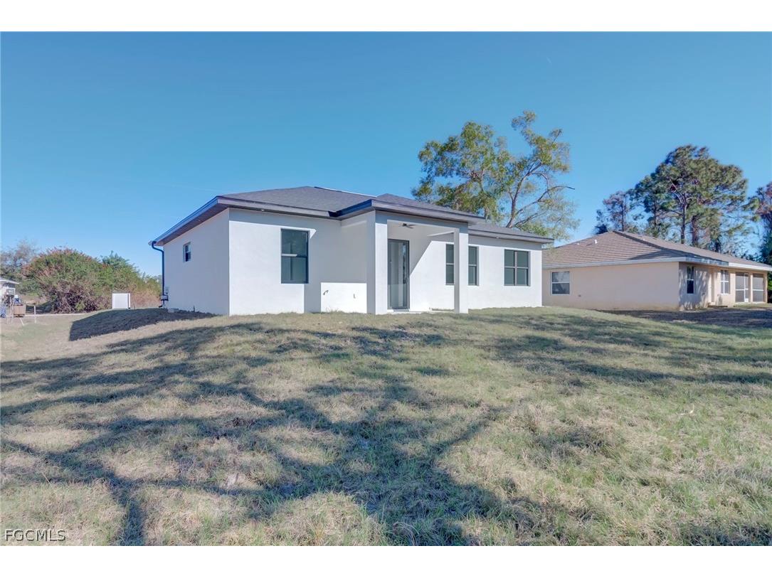 1827 Tomaso Avenue Lehigh Acres FL 33972 2026009574 image27