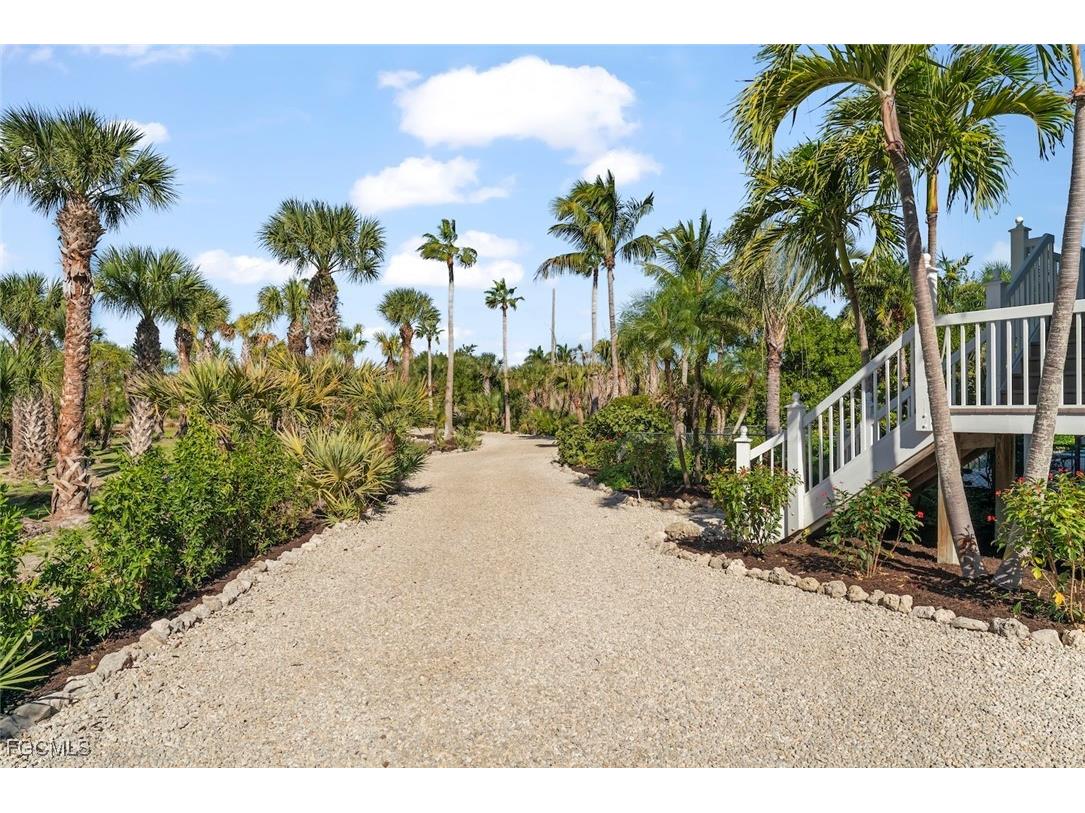 1828 Buckthorn Lane Sanibel FL 33957 2026001752 image16