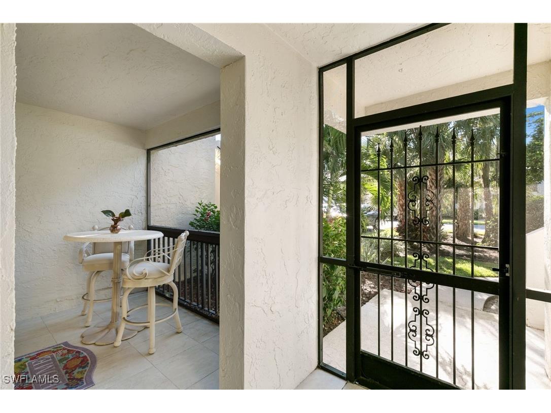 1828 Kings Lake Boulevard #103 Naples FL 34112 225084423 image4