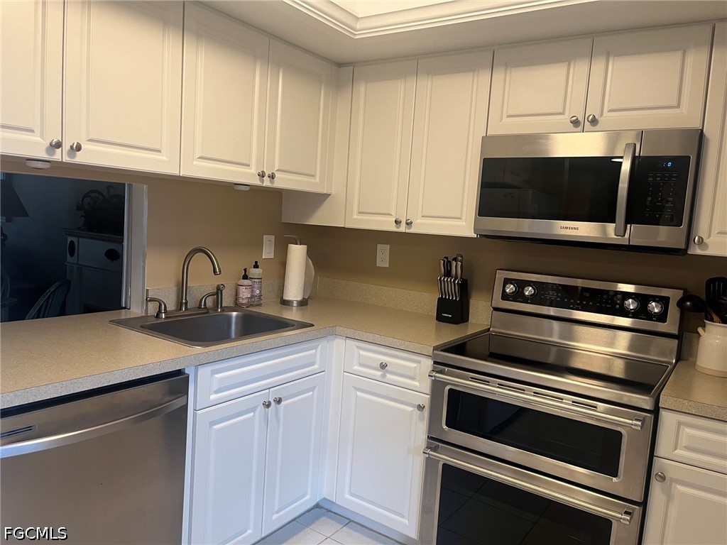 1828 Pine Valley Drive #101 Fort Myers FL 33907 2026026485 image2