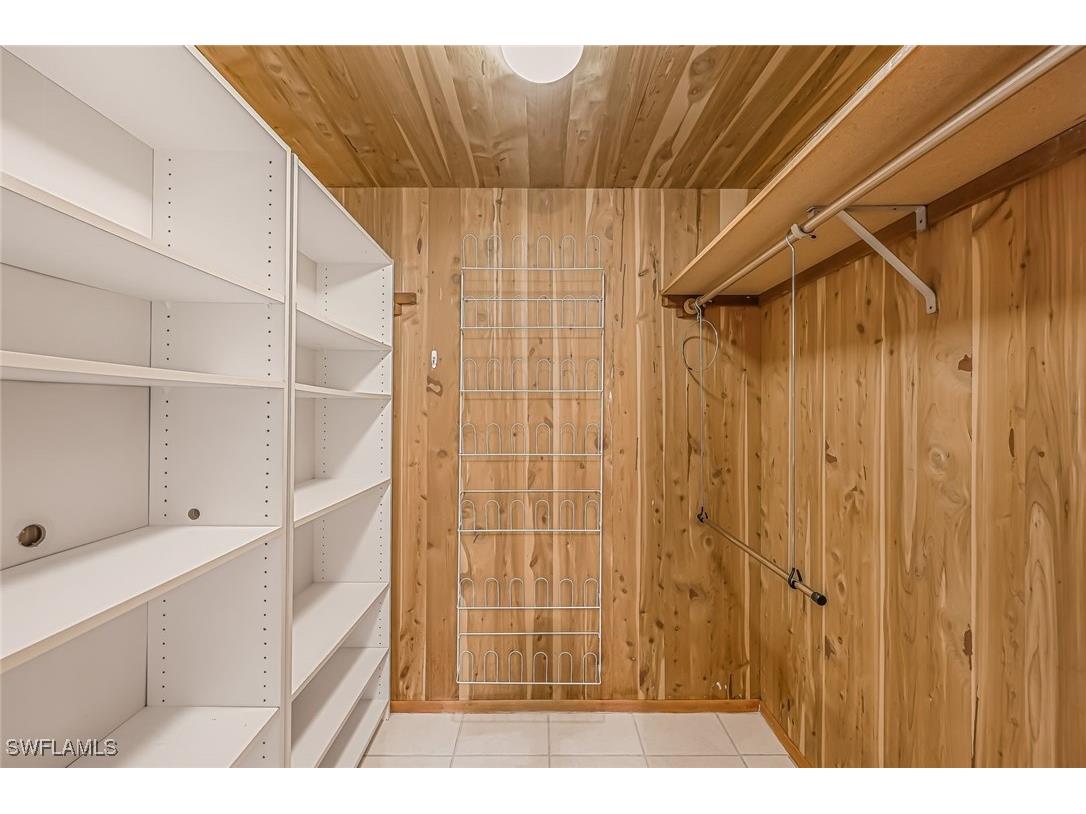 1828 Pine Valley Drive #101 Fort Myers FL 33907 224077326 image15