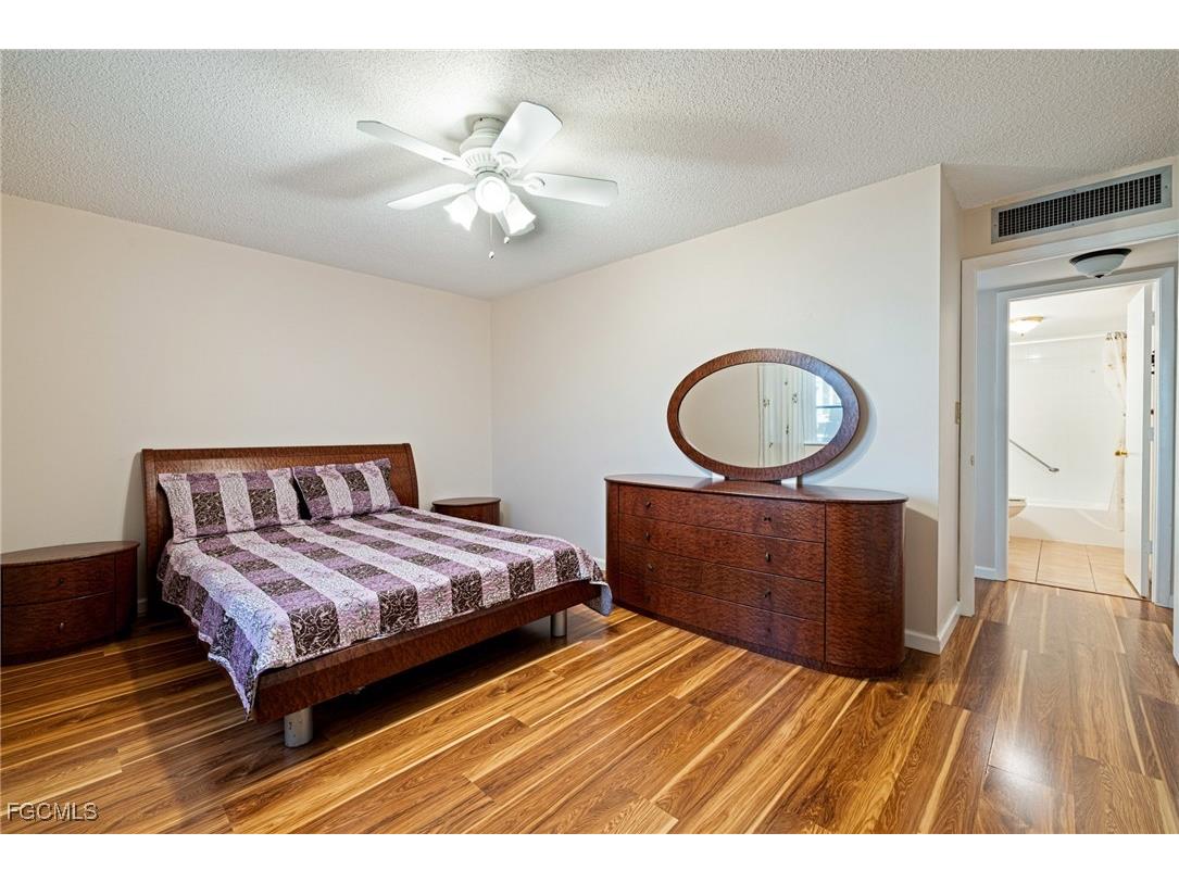 1828 Pine Valley Drive #109 Fort Myers FL 33907 2025012843 image17