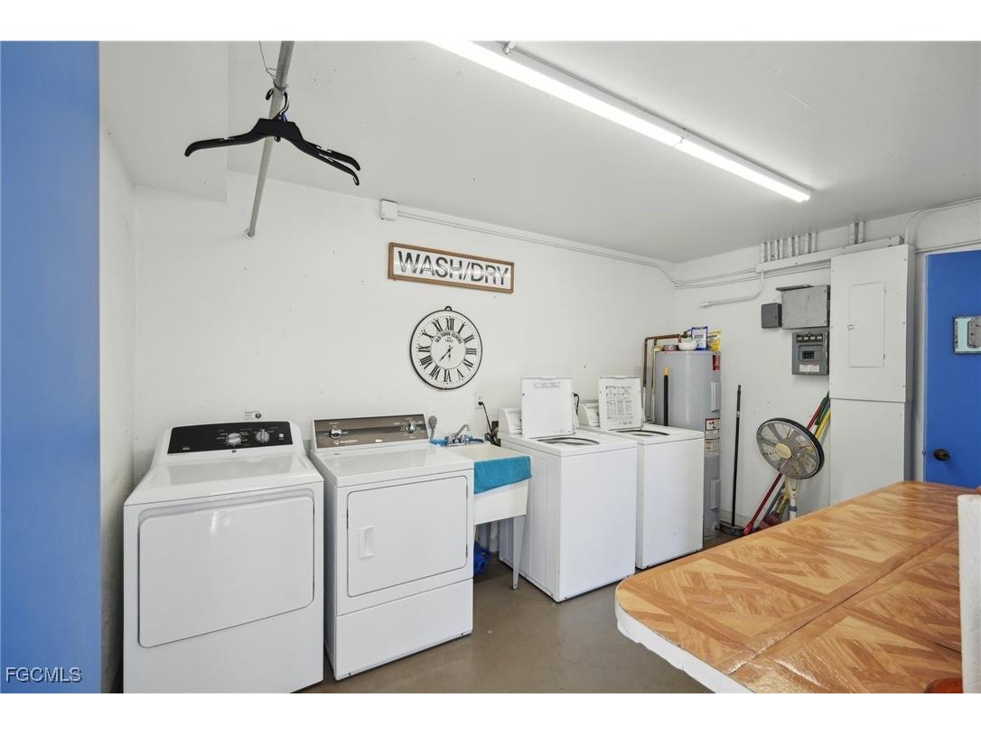 1828 Pine Valley Drive #109 Fort Myers FL 33907 2025012843 image32