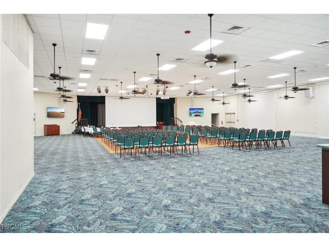 1828 Pine Valley Drive #109 Fort Myers FL 33907 2025012843 image40