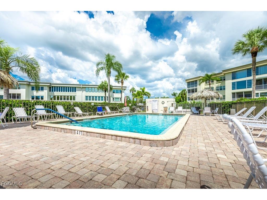 1828 Pine Valley Drive #110 Fort Myers FL 33907 2025011679 image26