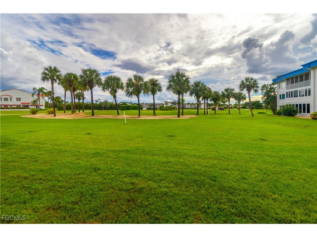 1828 Pine Valley Drive #110 Fort Myers FL 33907 2025011679 image3