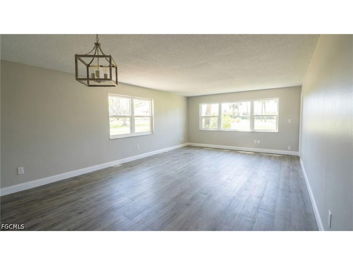 1828 Pine Valley Drive #112 Fort Myers FL 33907 2026017798 image2