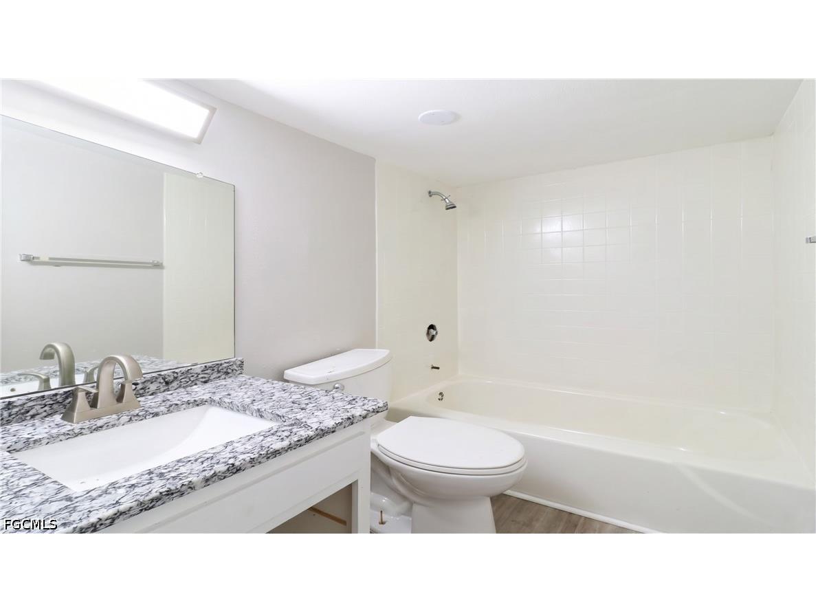 1828 Pine Valley Drive #112 Fort Myers FL 33907 2026017798 image7