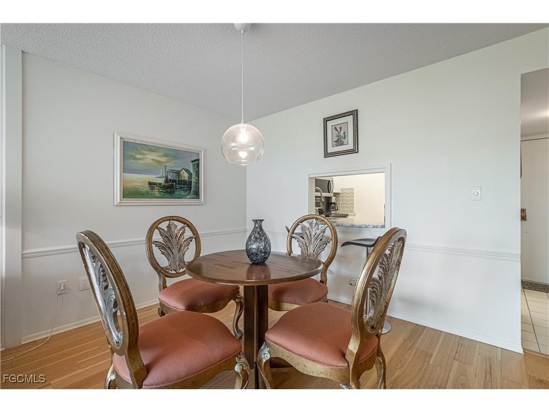 1828 Pine Valley Drive #201 Fort Myers FL 33907 2026003998 image4