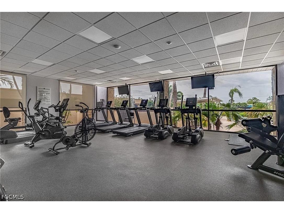1828 Pine Valley Drive #201 Fort Myers FL 33907 2026025449 image10