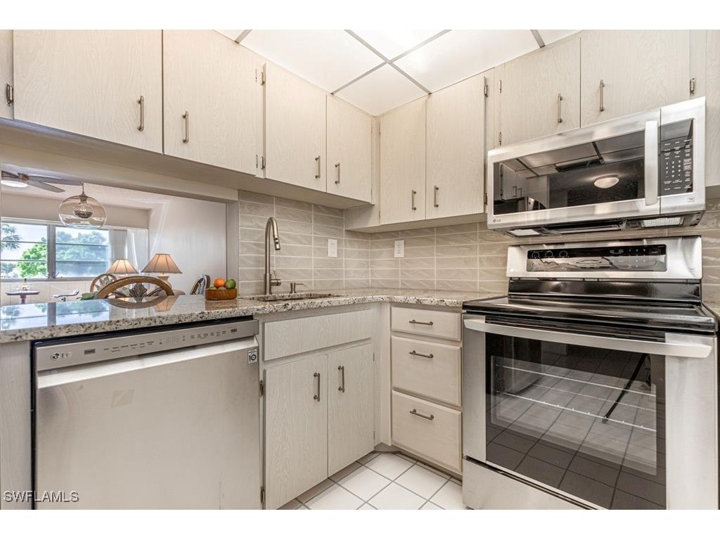 1828 Pine Valley Drive #201 Fort Myers FL 33907 225058343 image2