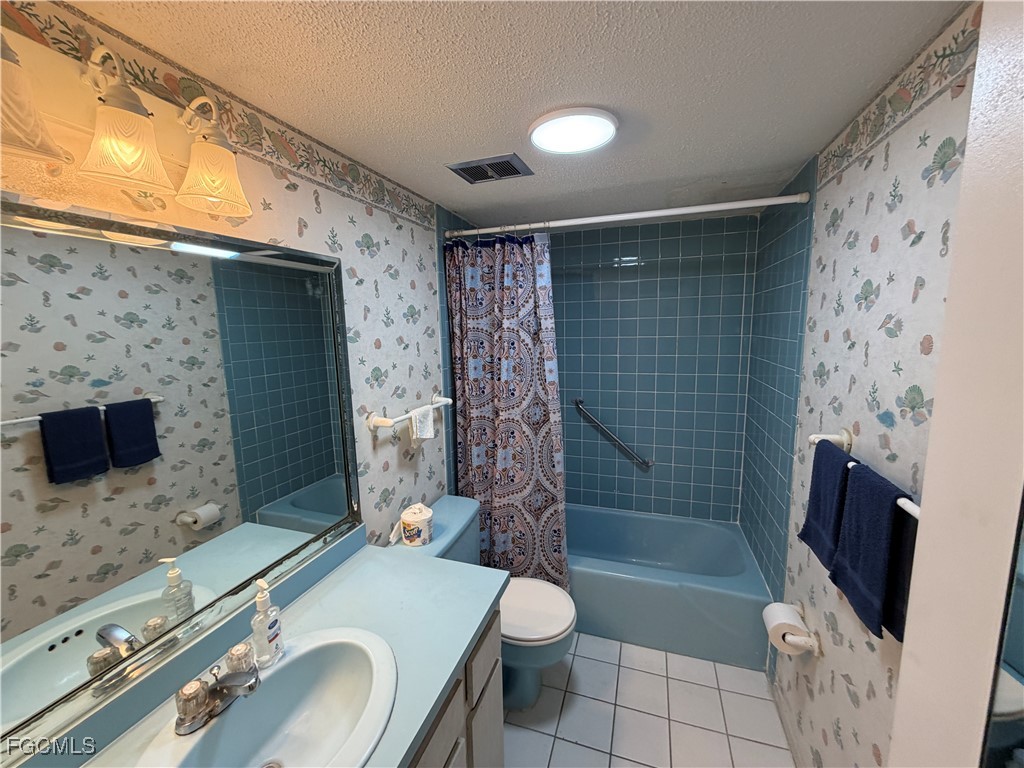 1828 Pine Valley Drive #209 Fort Myers FL 33907 2026000680 image5