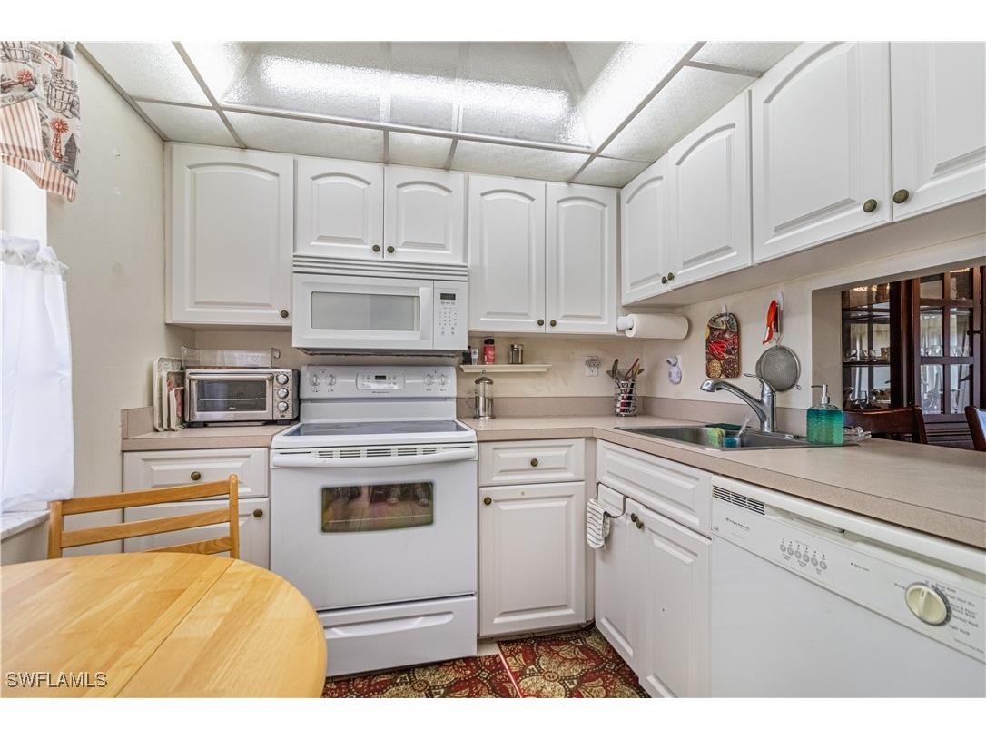 1828 Pine Valley Drive #309 Fort Myers FL 33907 225010877 image3