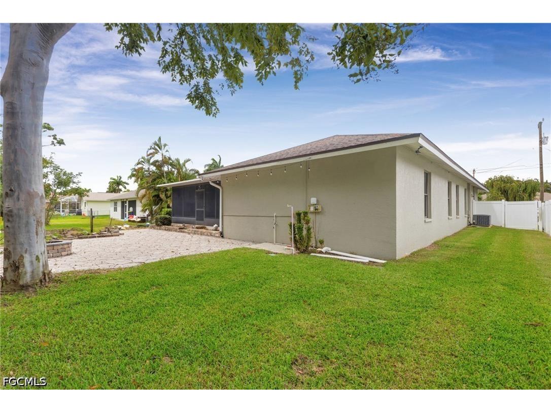 1828 SW 18th Terrace Cape Coral FL 33991 2026015151 image36