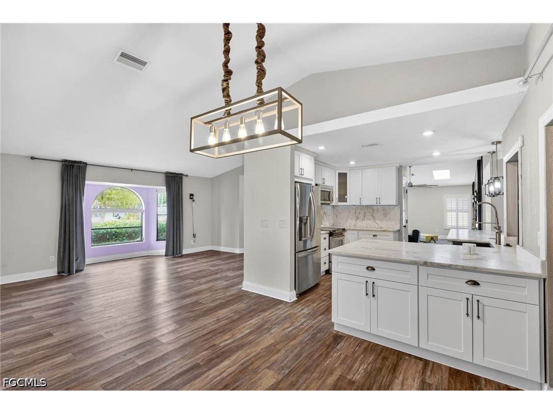 1828 SW 18th Terrace Cape Coral FL 33991 2026015151 image8