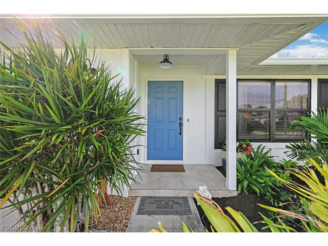 1828 SW 47th Street Cape Coral FL 33914 2026011593 image2