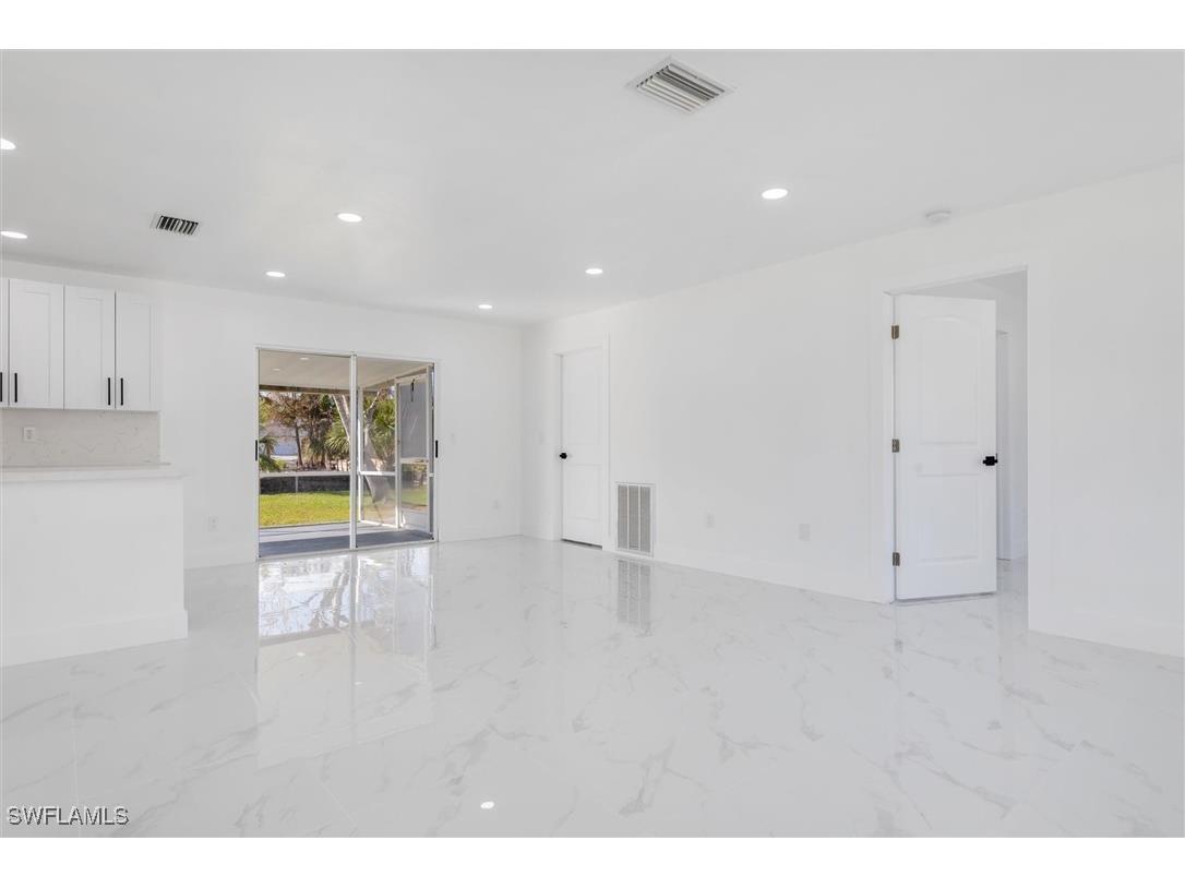 18289 Eblis Avenue Port Charlotte FL 33948 224087270 image5