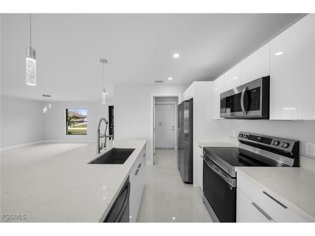 1829 NW 7th Place Cape Coral FL 33993 2025017601 image12