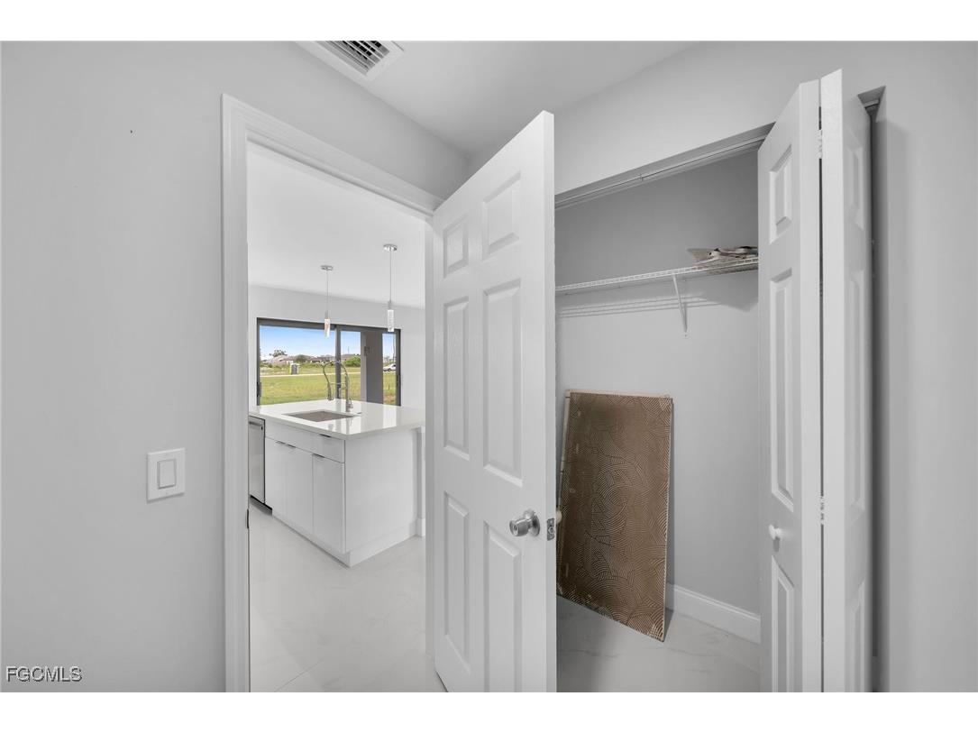 1829 NW 7th Place Cape Coral FL 33993 2025017601 image13