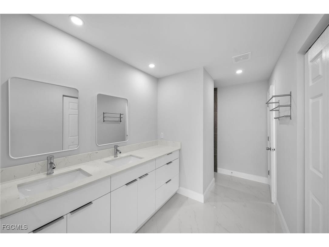 1829 NW 7th Place Cape Coral FL 33993 2025017601 image15