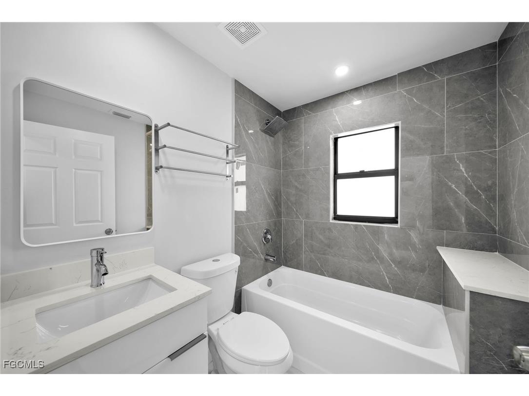 1829 NW 7th Place Cape Coral FL 33993 2025017601 image20