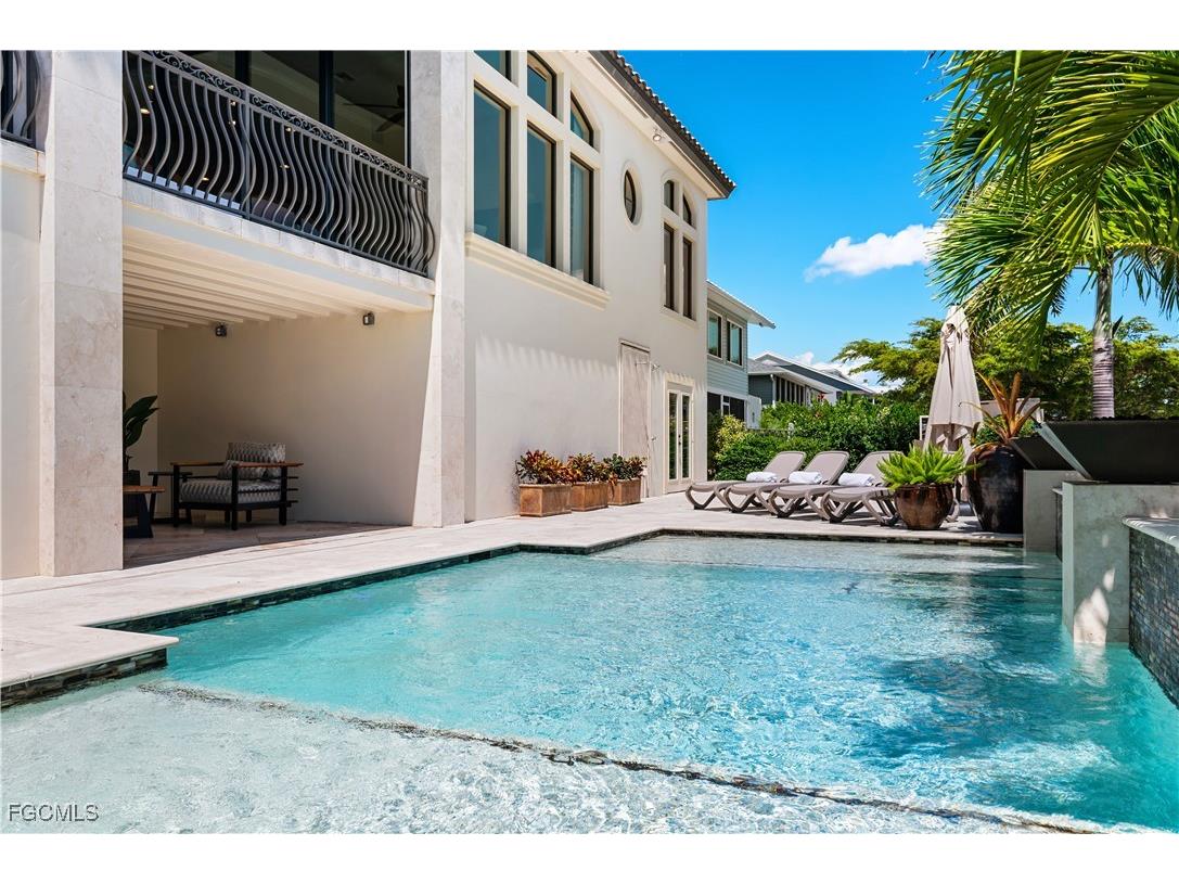 18291 Deep Passage Lane Fort Myers Beach FL 33931 2025015562 image11