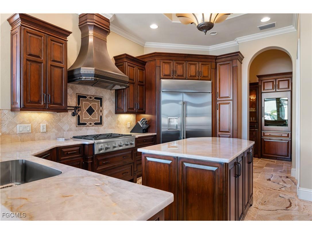 18291 Deep Passage Lane Fort Myers Beach FL 33931 2025015562 image12