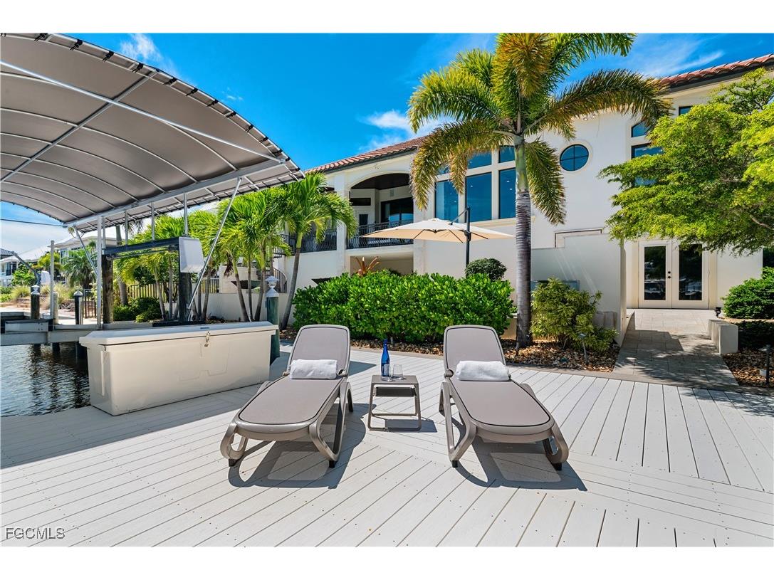 18291 Deep Passage Lane Fort Myers Beach FL 33931 2025015562 image14