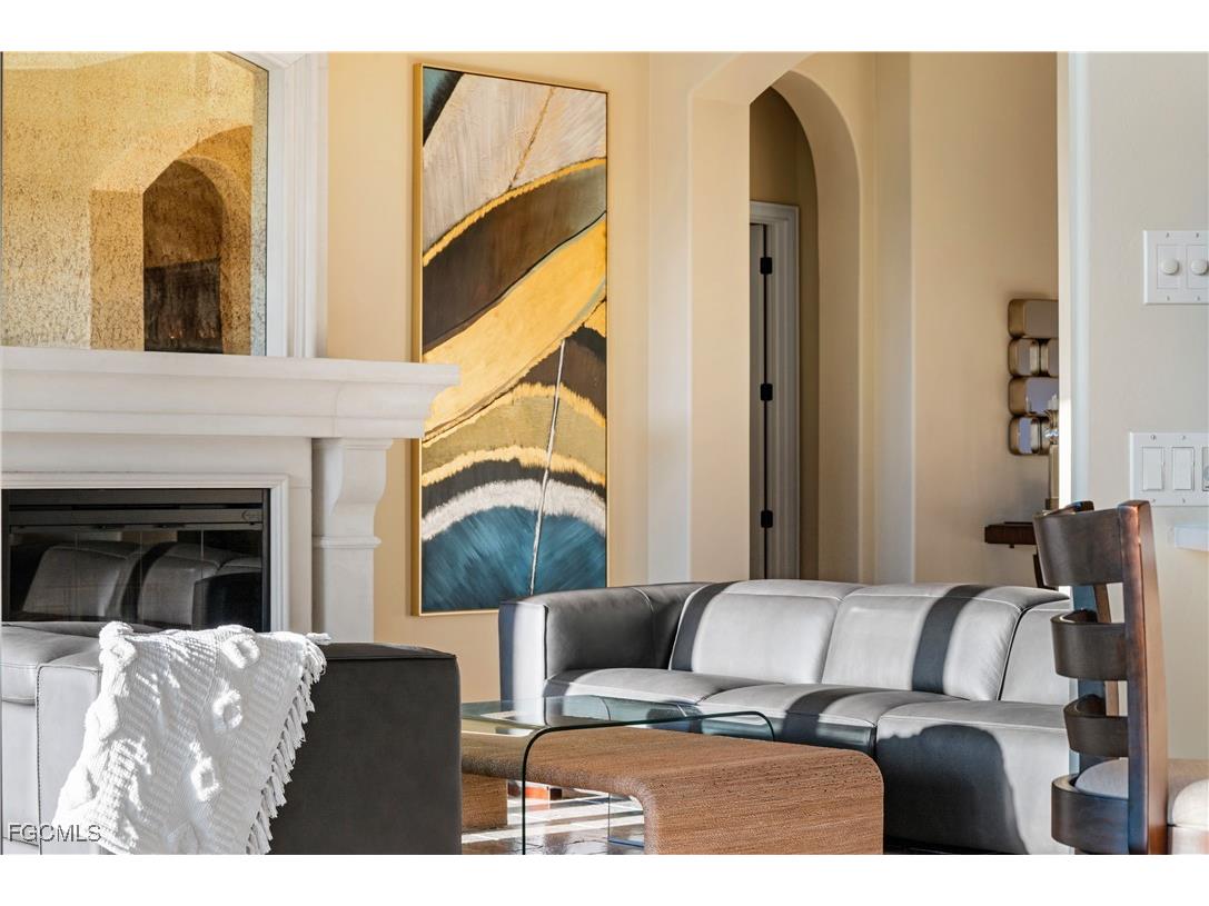 18291 Deep Passage Lane Fort Myers Beach FL 33931 2025015562 image8